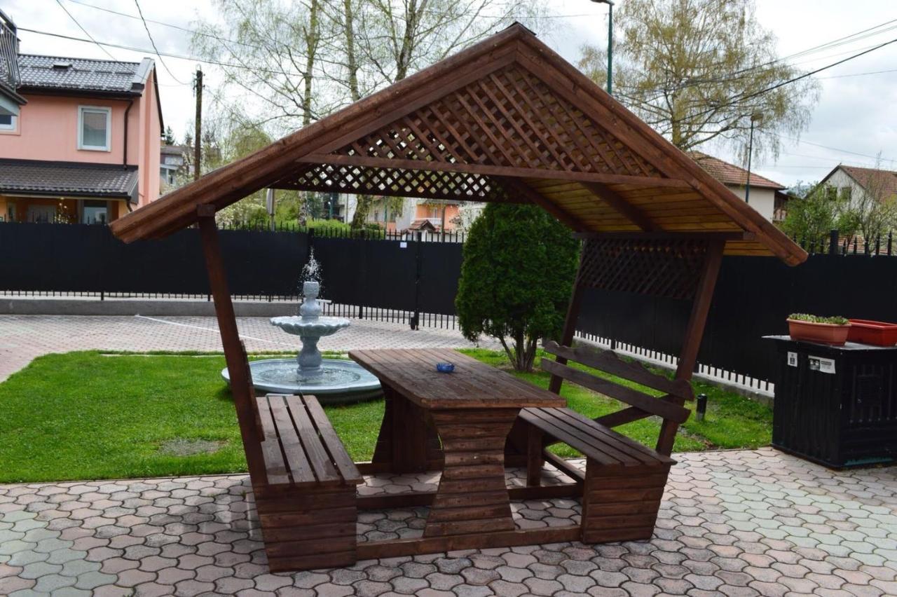 Apartmani Pejton Ilidza Sarajevo Esterno foto