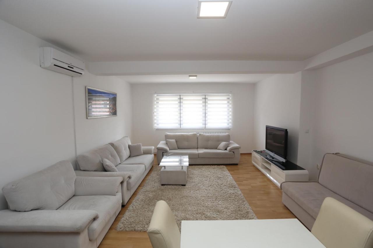 Apartmani Pejton Ilidza Sarajevo Esterno foto